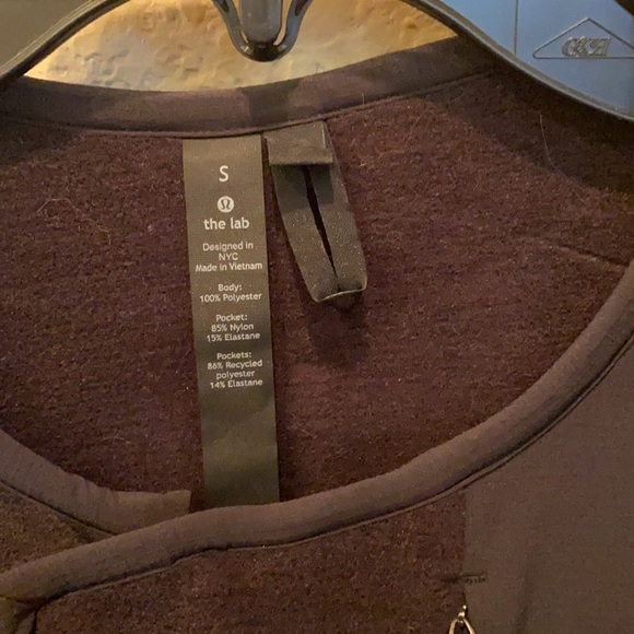 Lululemon lab jacket. Never worn. - Picture 2 of 4